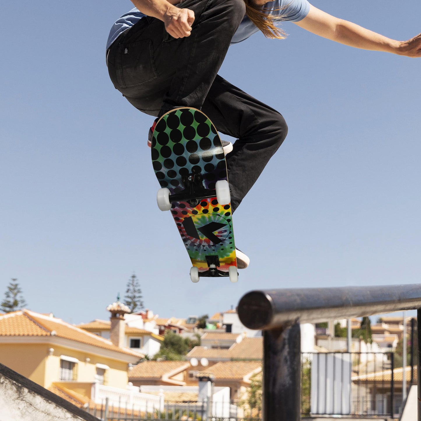 Skateboard Rainbow Dot