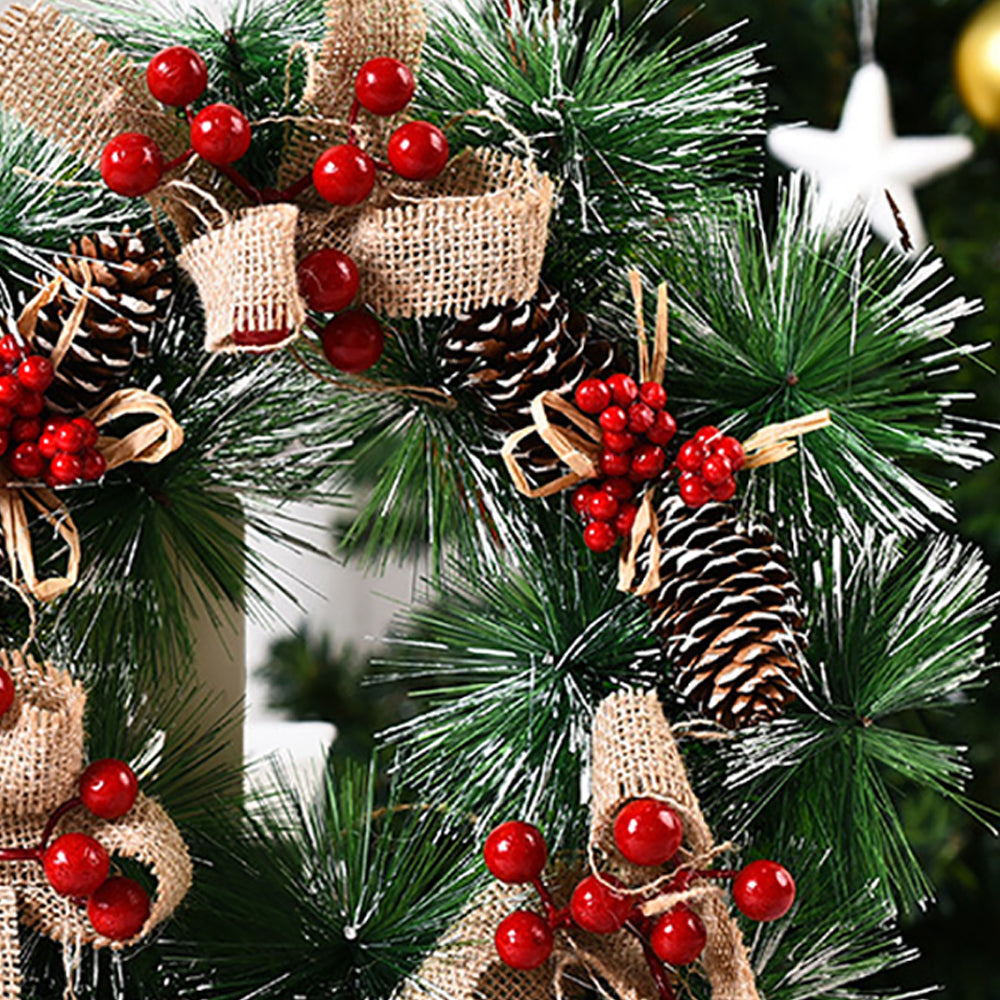 Christmas Wreath Garland - close shot